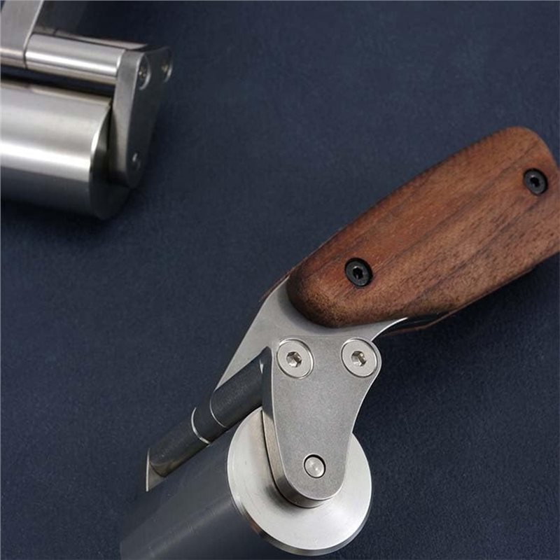 AT29 - Наклонный ролик, ручка  – обзор и цена Leatherwork Roller